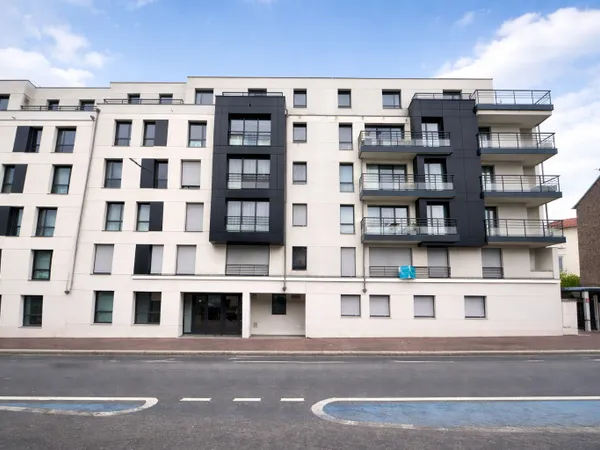 Appartement T2 Suresnes