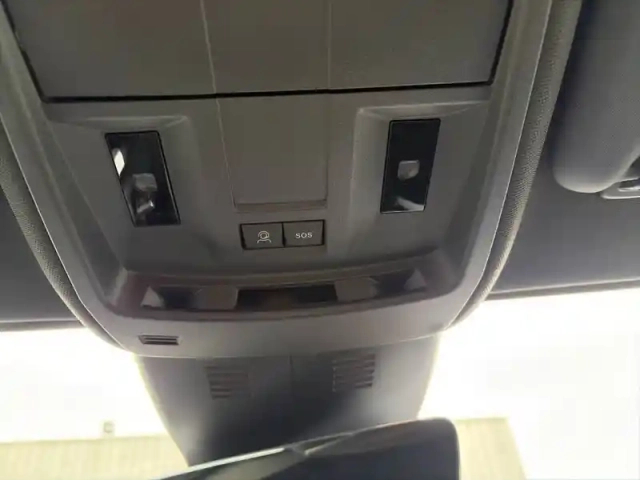 Peugeot 5008 hybrid 136 e-dcs6 — photo 35