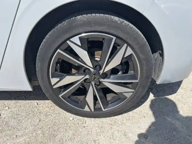 Peugeot 308 puretech 130ch s&amp;s bvm6 — photo 11