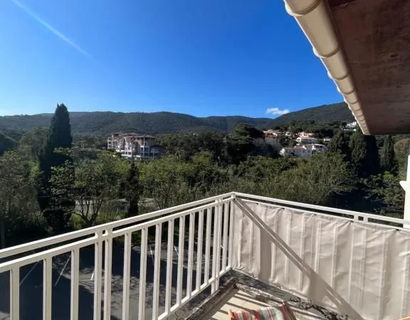 Cavalière vente appartement 4 pièces 75 m²