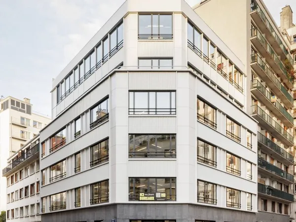 Bureau 281 m²