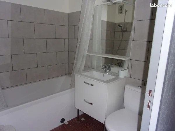 A louer studio meublé