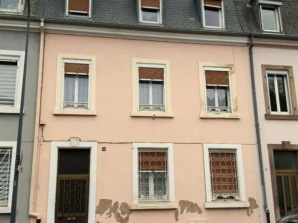 Immeuble 9 pièces 168 m²