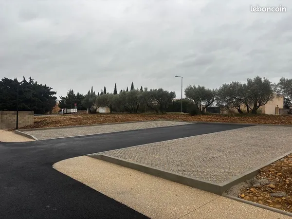 Terrain 522 m² Estézargues