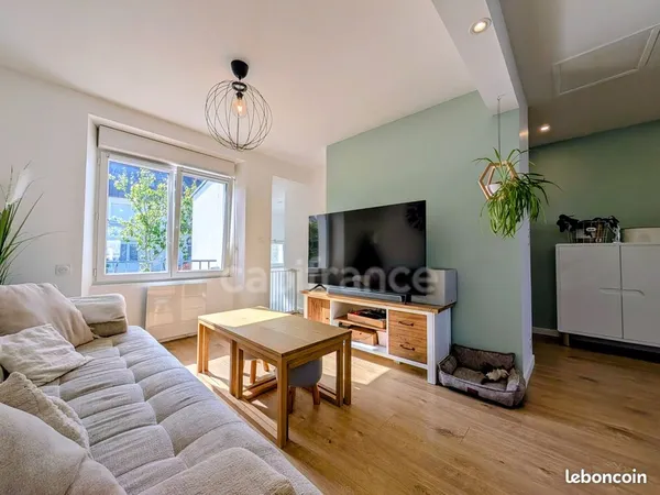 Maison 6 pièces 110 m²