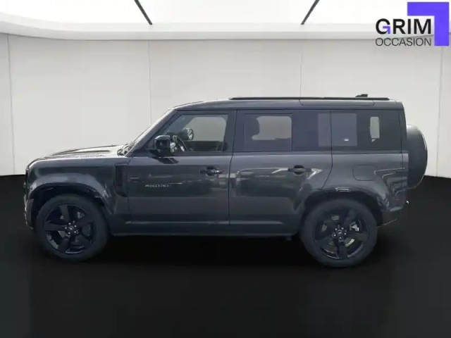 Land Rover Defender 110 p400e phev bva8 x-dynamic — photo 20