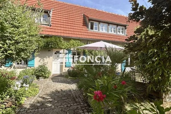 Maison 7 pièces 185 m²