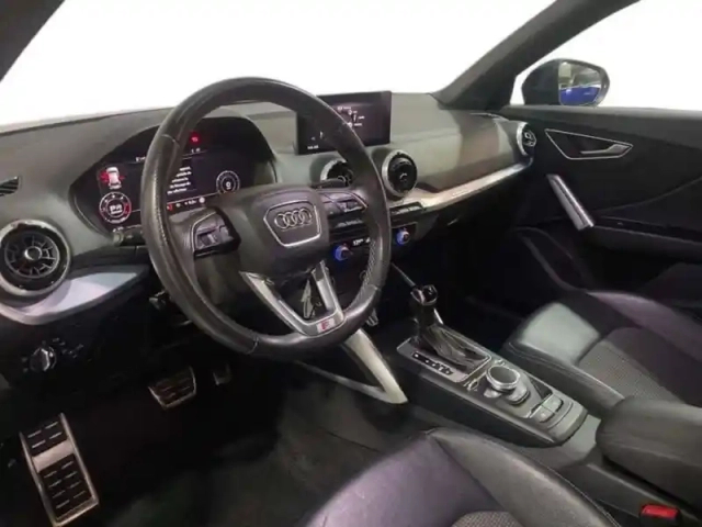 Audi Q2 35 tdi 150 s tronic 7 advanced — photo 2