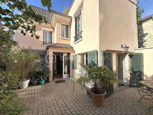 Maison 6 pièces 150 m²