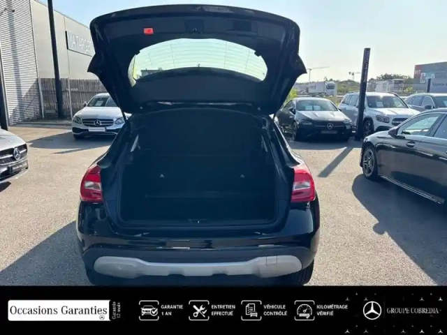 Mercedes Gla 180 122ch intuition euro6d-t — photo 9