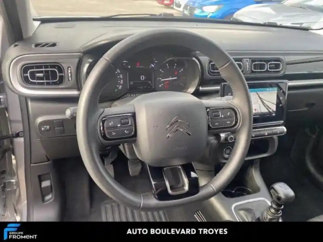 Citroën C3 1.2 puretech 110ch s&amp;s shine 120-123g — photo 9