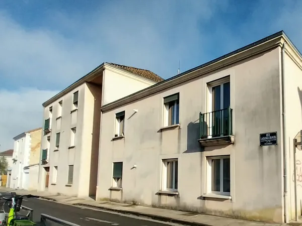 Périgueux Quartier Toulon T3 de 80 m2 en RDC