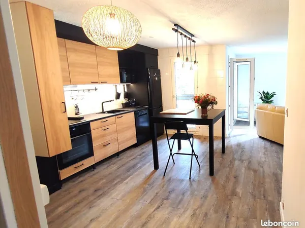 COLOCATION 2 chambres dans T3 refait à neuf