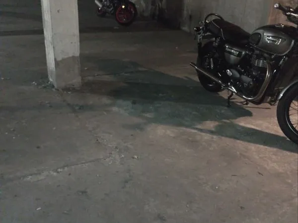 Vente lot de 2 parkings motos