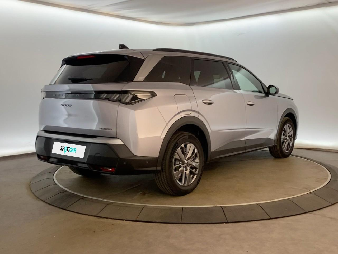 Peugeot 5008 hybrid 145 ch e-dcs6 allure — photo 7