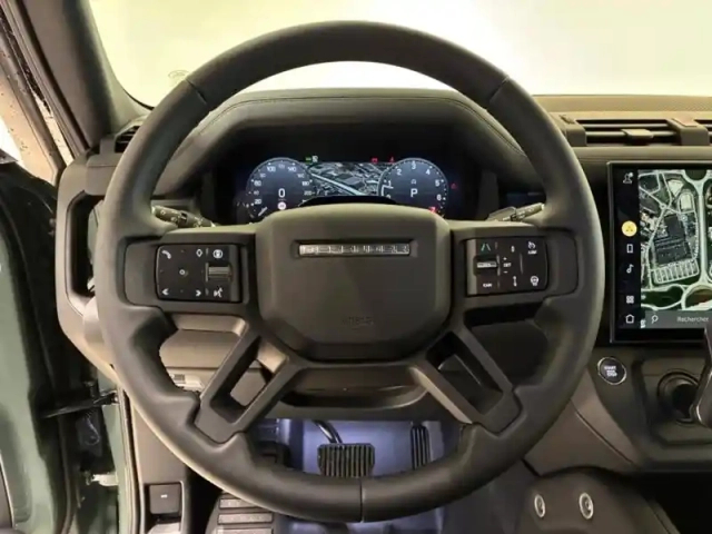 Land Rover Defender 110 2.0 p300e phev trophy edition keswick green — photo 11