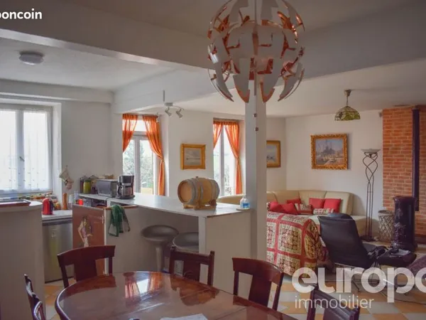 Maison 6 pièces 134 m²