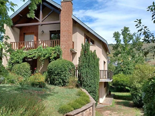 Maison 5 pièces 152 m²