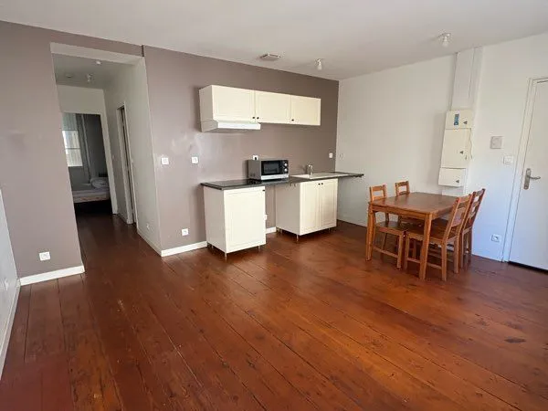 A LOUER APPARTEMENT T2 avec balcon