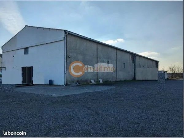 Local d'activité 762 m²