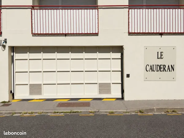 Parking couvert Bordeaux Caudéran - résidence sécurisée