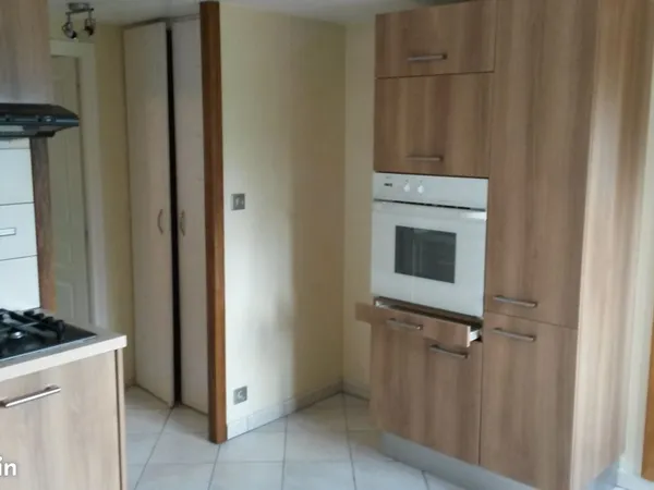 Loue Appartement T3 centre de BONNE 74380