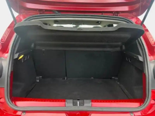 Dacia Sandero 1.0 tce 90ch stepway confort -22 — photo 9