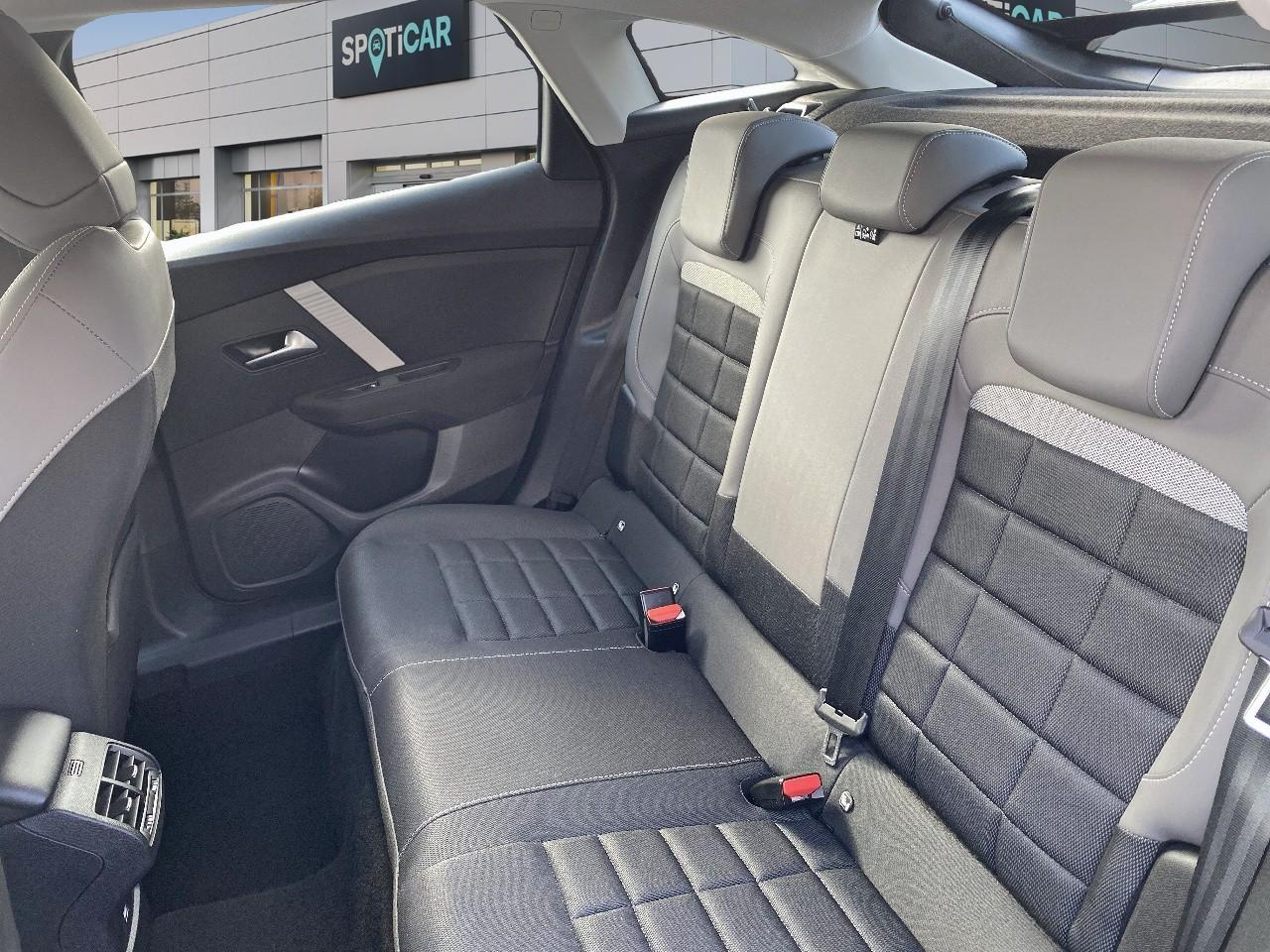 Citroën C4 1.2 hybride 145ch plus e-dcs6 — photo 10