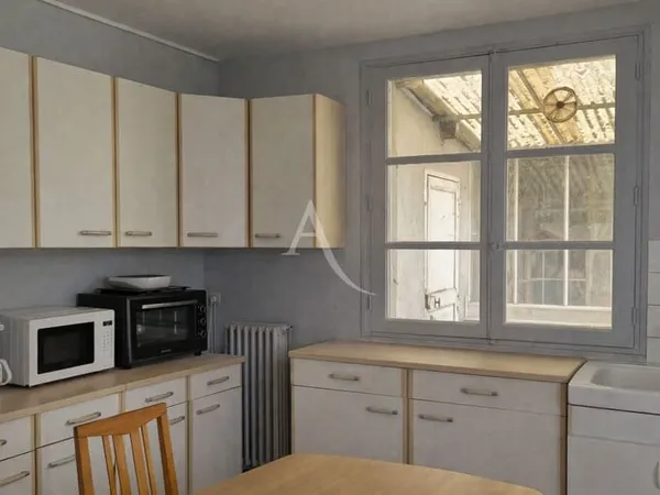 Hôtel 7 pièces 204 m²