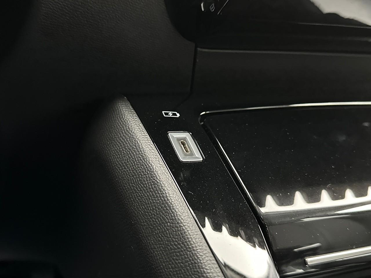 Peugeot 2008 puretech 130 s&s eat8 allure business — photo 28