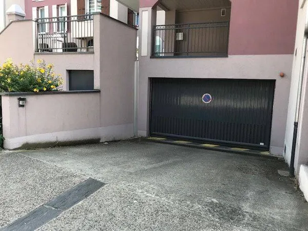Parking 30 m²