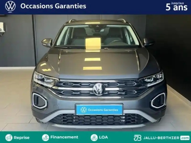 Volkswagen T-Roc 1.5 tsi evo 150ch style dsg7 — photo 2