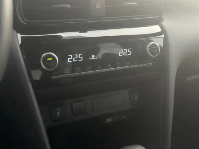 Toyota Yaris hybride 1.5 hybrid 130h gr sport pack techno — photo 23