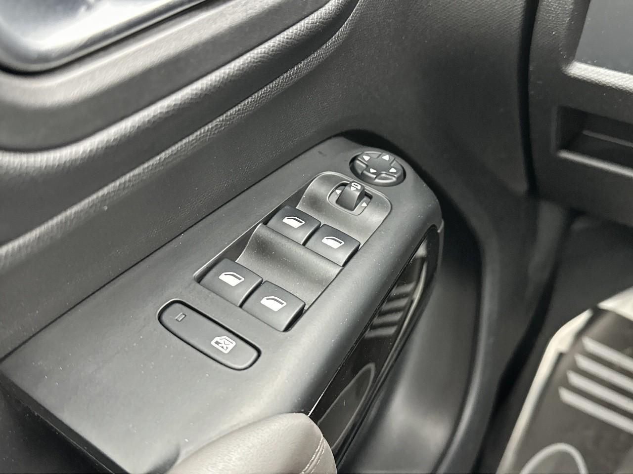 Citroën C5 Aircross bluehdi 130 s&s eat8 shine — photo 16