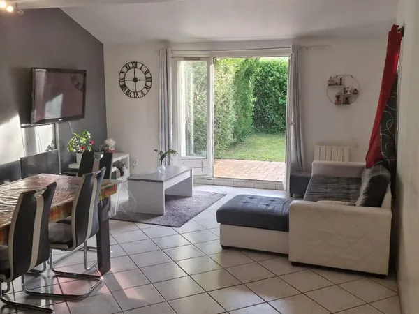 Chambre de 11m2 à louer sur Cergy