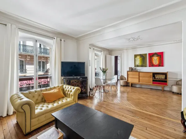Paris XVI-Victor Hugo - Appartement de 70,30m² - 4pièces - 2 chambres