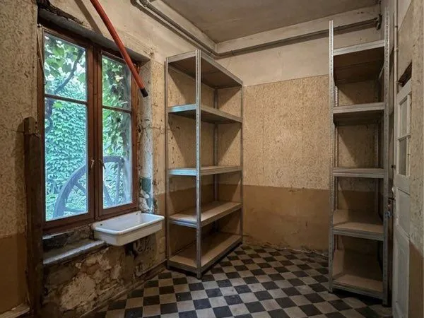 Location espace de stockage sécurisé - Hypercentre Colmar (68) - Disponible immédiatement