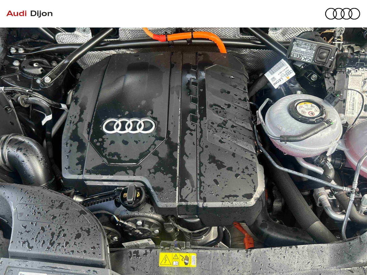 Audi Q5 Sportback 50 TFSIe 299 S tronic 7 Quattro — photo 17