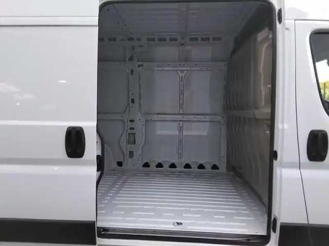 Fiat Ducato fg l2h2 3.3 140ch s&amp;s easy pro — photo 22