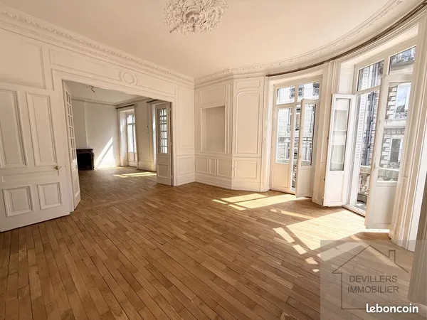 Appartement 6 pièces 148 m²