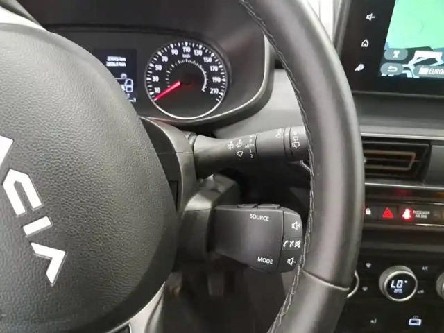 Dacia Sandero eco-g 100 — photo 30