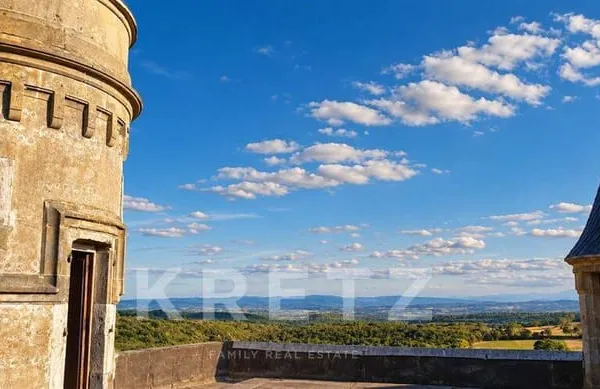 Château 13 pièces 600 m²