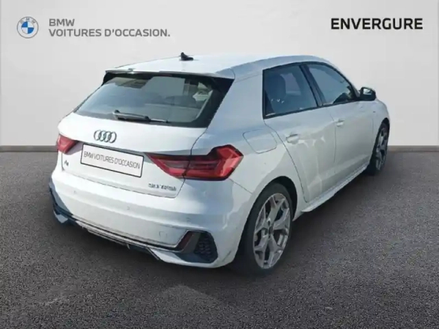 Audi A1 sportback 30 tfsi 110ch s line s tronic 7 — photo 3