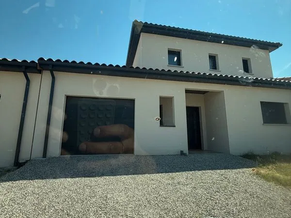 Maison récente Mours St eusebe