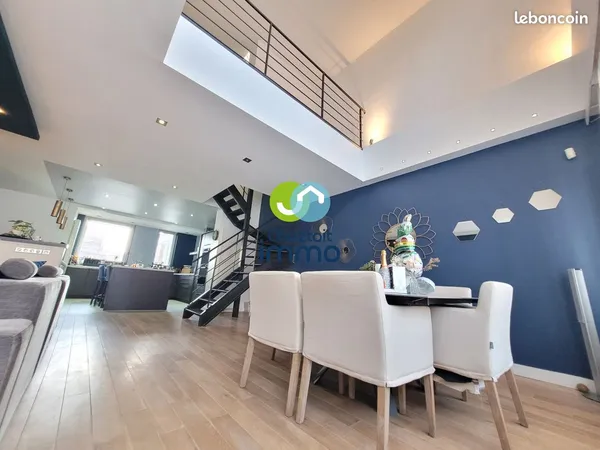 Loft/atelier/surface 5 pièces 284 m²