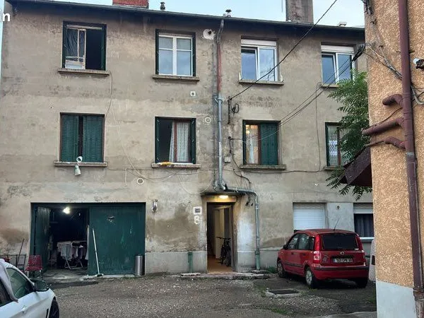 Appartement Location Bron 1p 25m² 600€