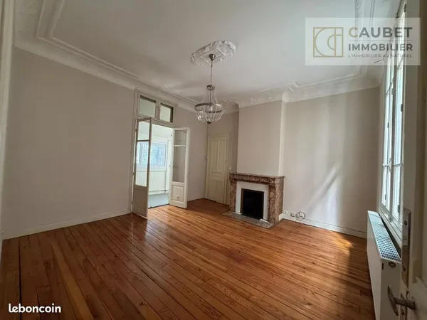 Local 100 m² Tarbes