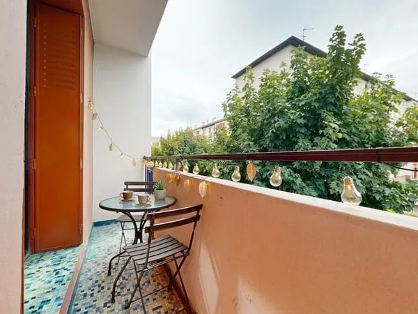 Appartement T3 de 57m² avec balcon - Rue Antoine Bernoux, Ville