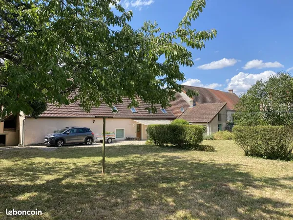 Longère 9 pièces 186 m²