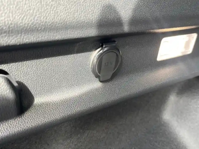 Ford Explorer 286ch extended range 79kwh pack premium rwd — photo 29